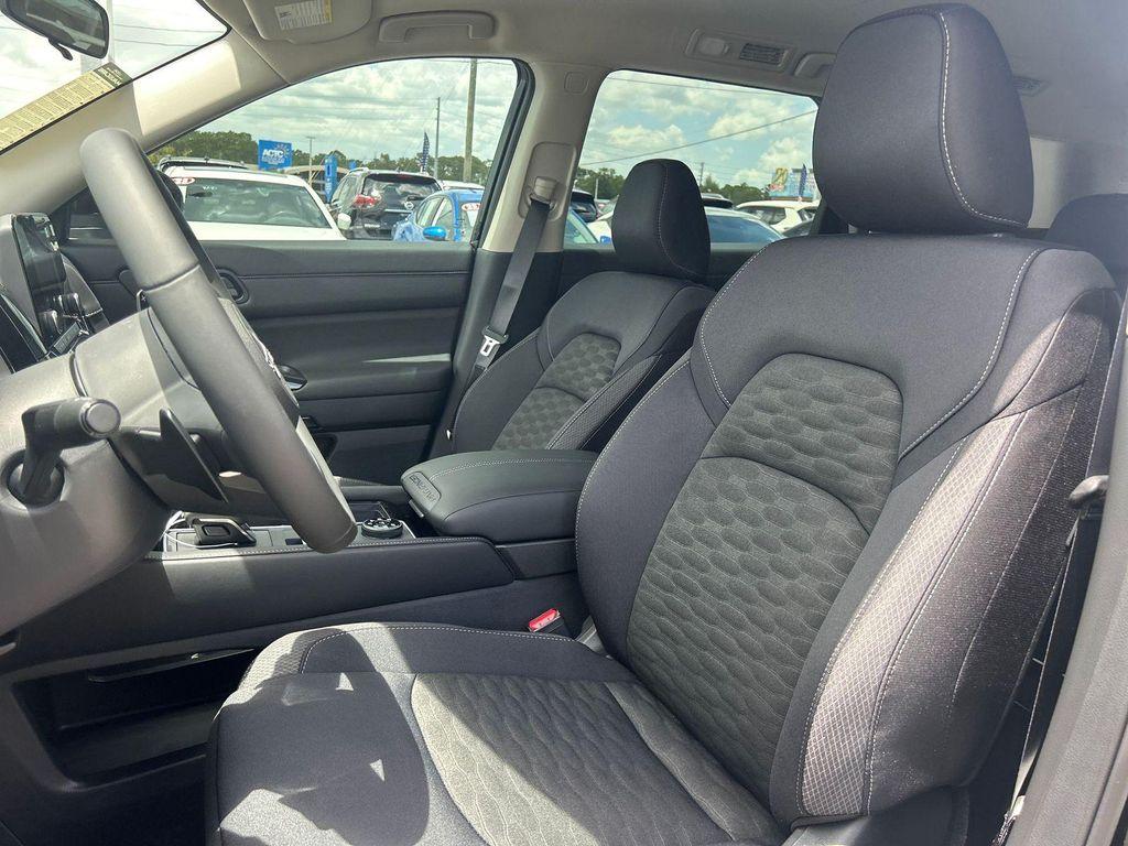 new 2025 Nissan Pathfinder car