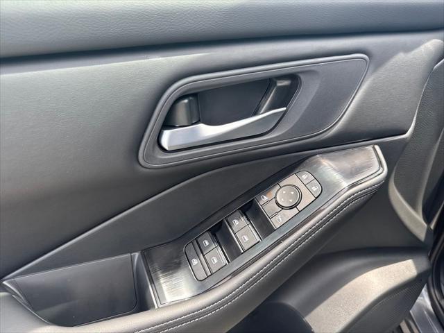 new 2025 Nissan Rogue car