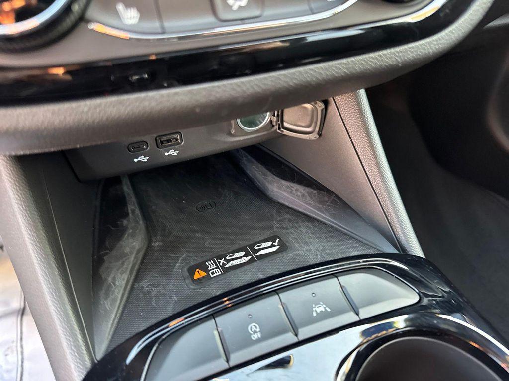 used 2025 Buick Envista car, priced at $25,999