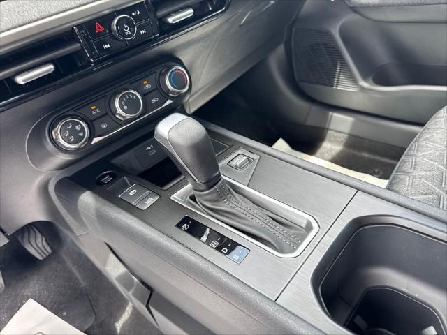 new 2025 Nissan Kicks car