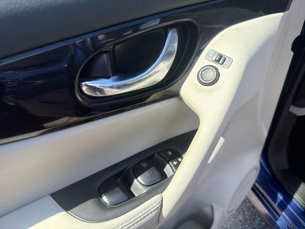 used 2019 Nissan Rogue Sport car, priced at $13,590