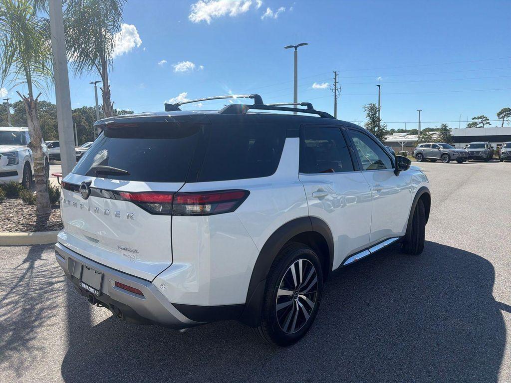 new 2025 Nissan Pathfinder car