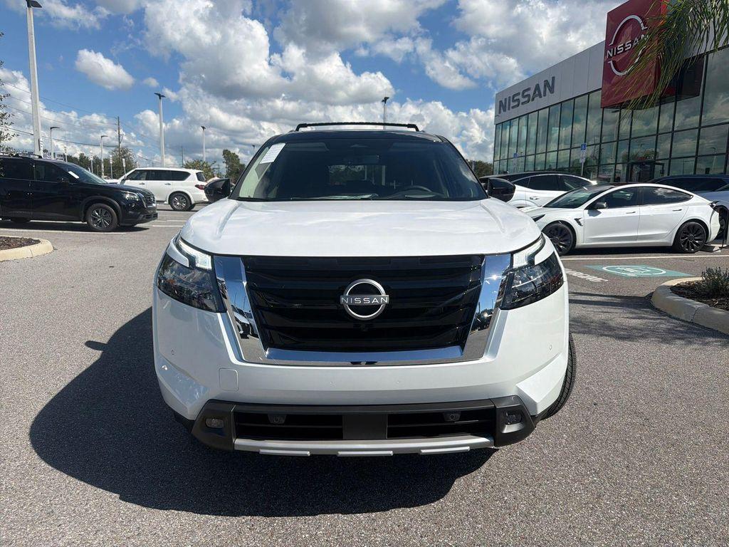 new 2025 Nissan Pathfinder car