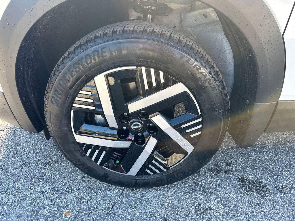 new 2026 Nissan Kicks car