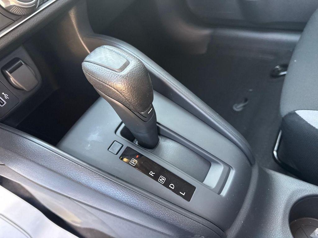 new 2025 Nissan Versa car