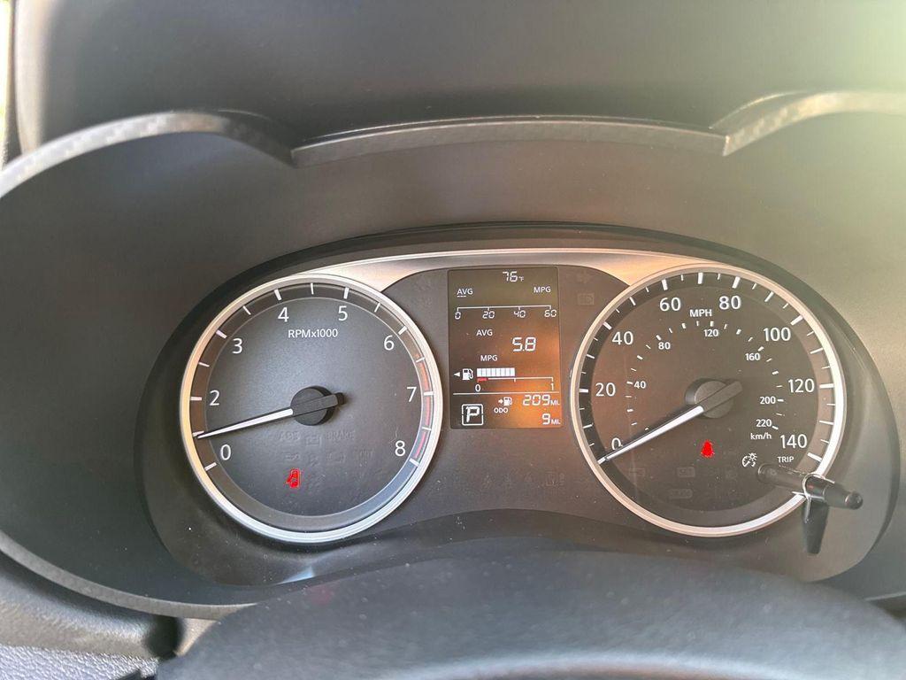 new 2025 Nissan Versa car