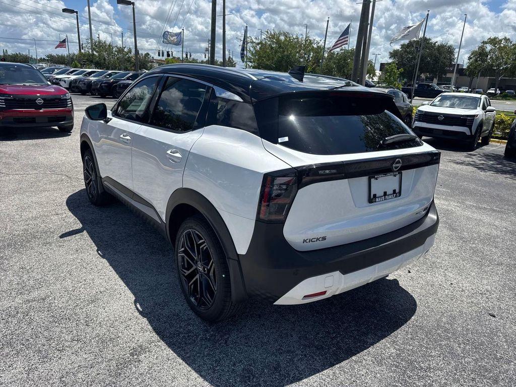 new 2025 Nissan Kicks car