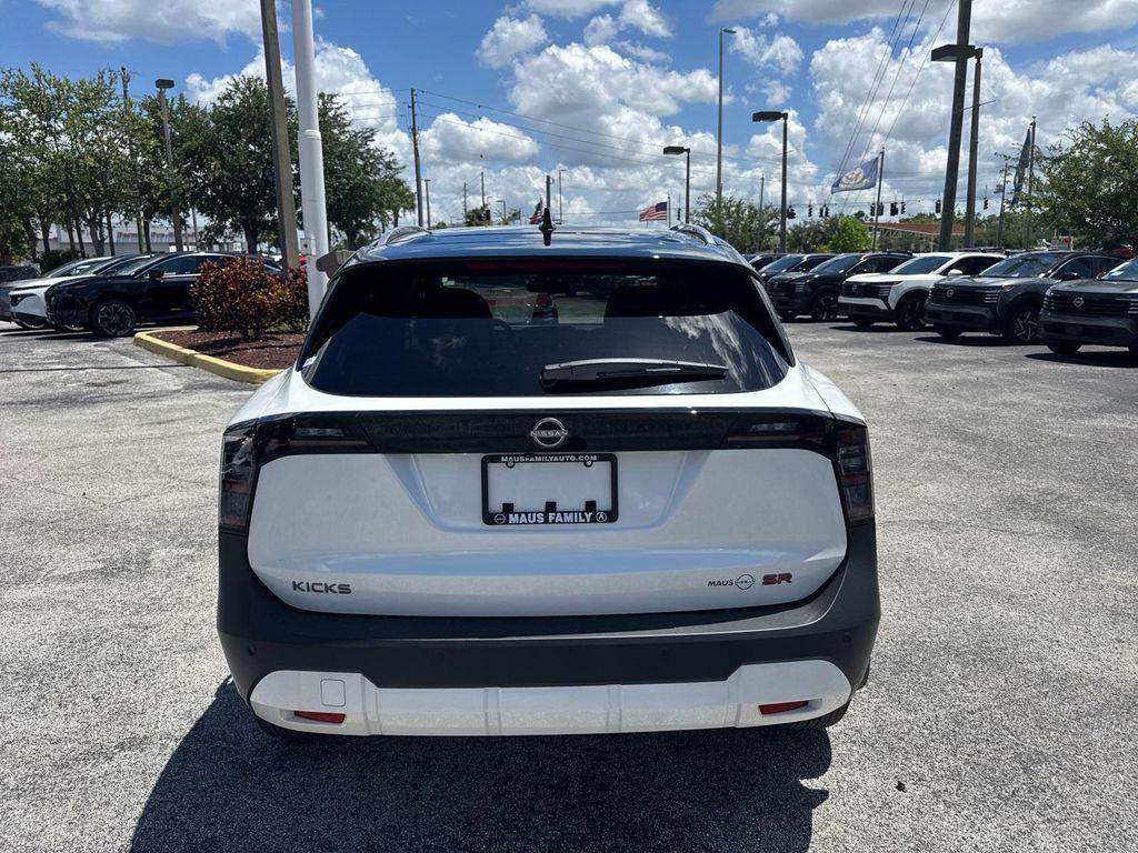 new 2025 Nissan Kicks car