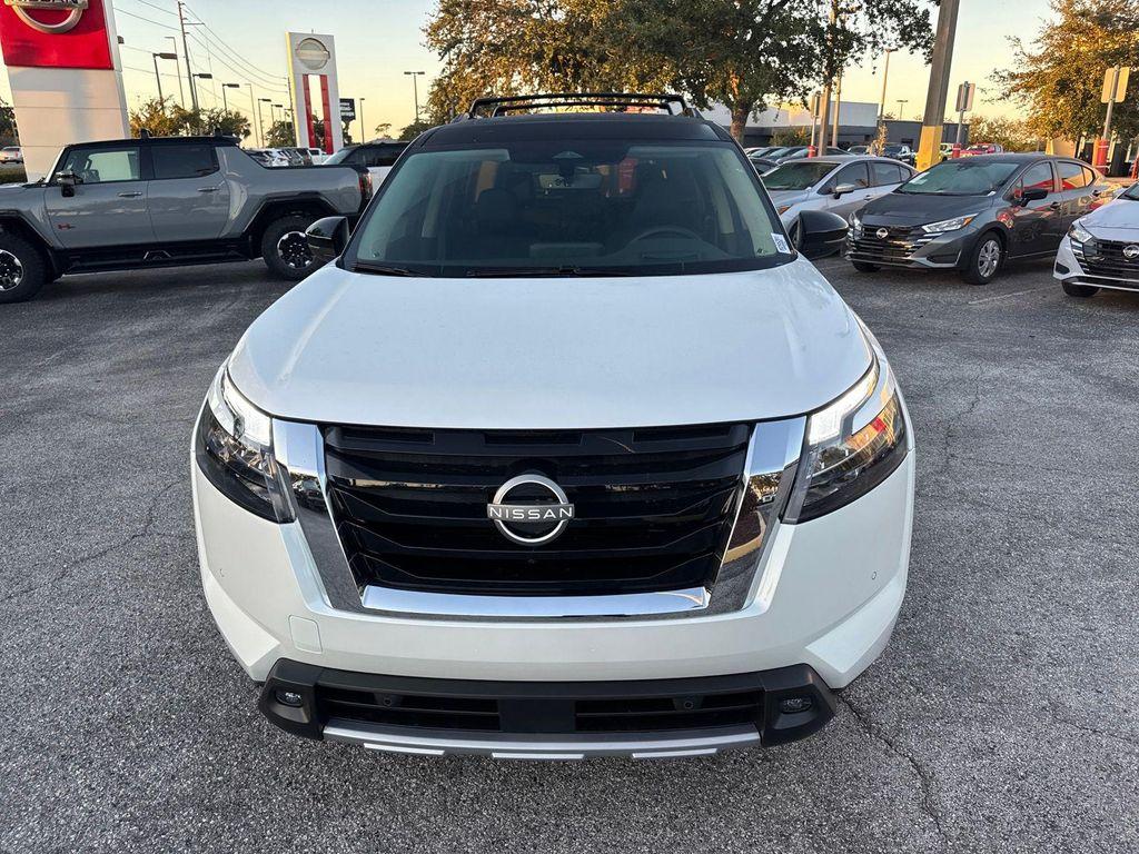 new 2025 Nissan Pathfinder car