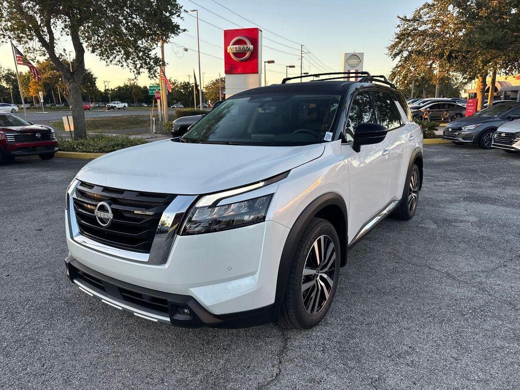 new 2025 Nissan Pathfinder car