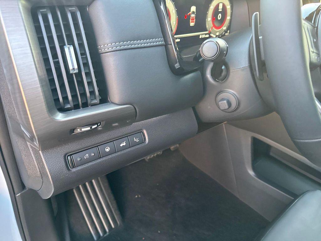 new 2025 Nissan Pathfinder car