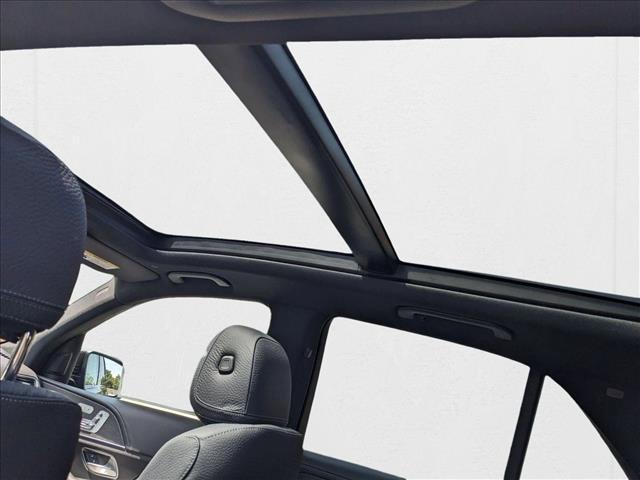 new 2026 Mercedes-Benz GLE 580 car, priced at $98,385