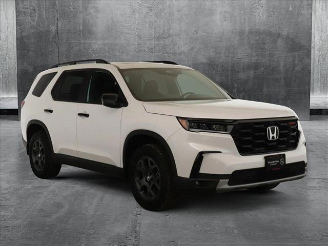 used 2024 Honda Pilot car, priced at $43,995