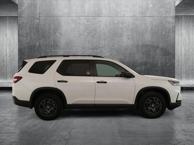 used 2024 Honda Pilot car, priced at $43,995