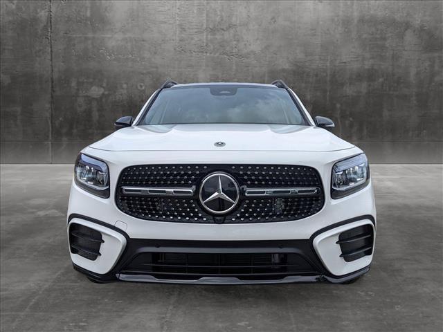 new 2024 Mercedes-Benz GLB 250 car, priced at $55,115