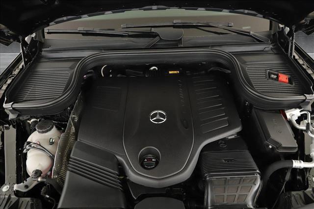 new 2025 Mercedes-Benz GLS 450 car, priced at $92,795
