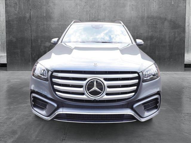 new 2025 Mercedes-Benz GLS 580 car, priced at $117,280