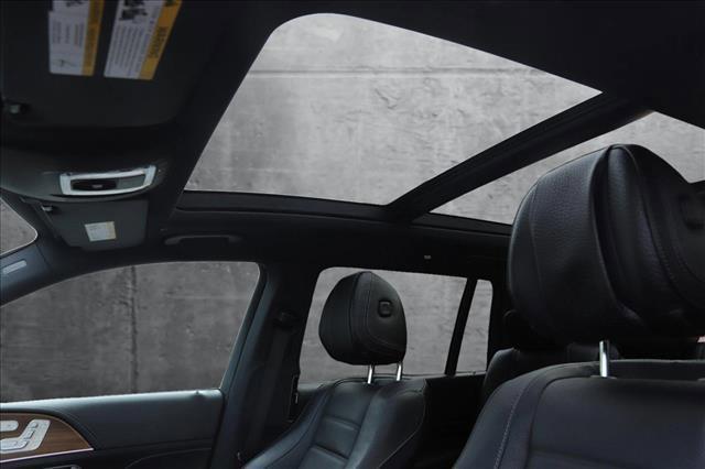 new 2025 Mercedes-Benz GLS 580 car, priced at $117,280
