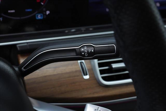 new 2025 Mercedes-Benz GLS 580 car, priced at $117,280