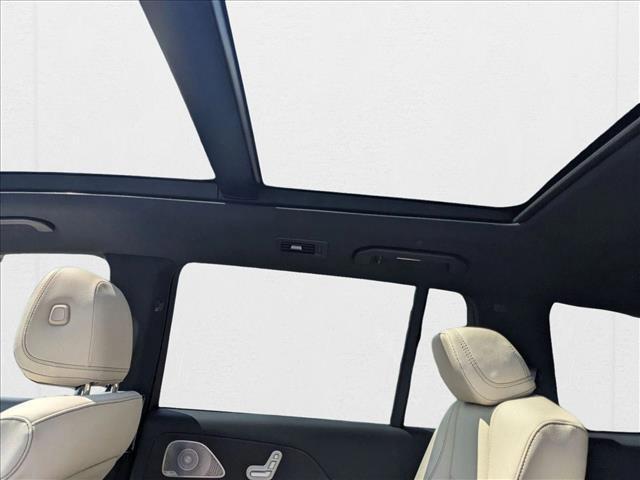 new 2025 Mercedes-Benz GLS 450 car, priced at $97,430