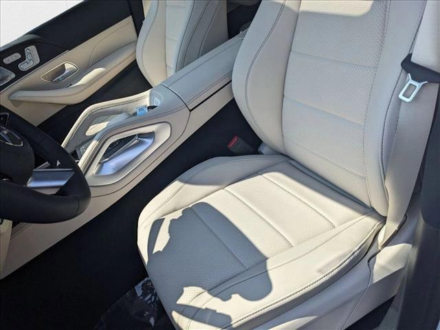 new 2025 Mercedes-Benz GLS 450 car, priced at $97,430