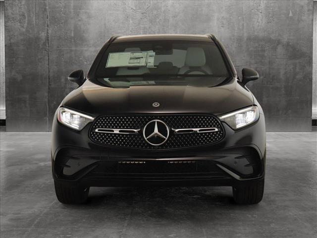 new 2025 Mercedes-Benz GLC 300 car, priced at $61,185