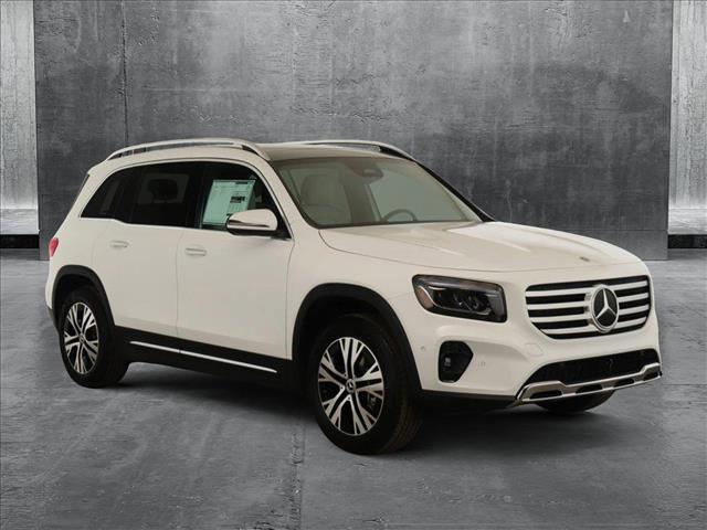 new 2025 Mercedes-Benz GLB 250 car, priced at $51,420