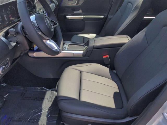 new 2025 Mercedes-Benz GLB 250 car, priced at $53,920