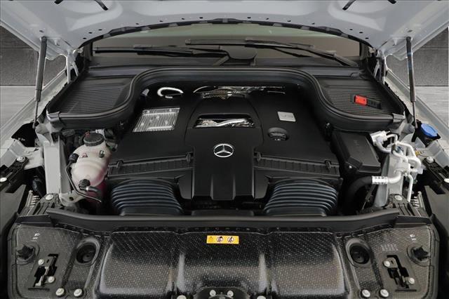 new 2024 Mercedes-Benz GLS 580 car, priced at $120,490