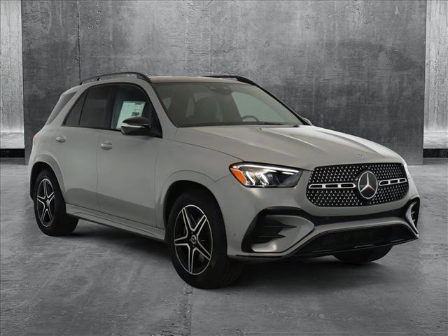 new 2025 Mercedes-Benz GLE 450 car, priced at $86,240