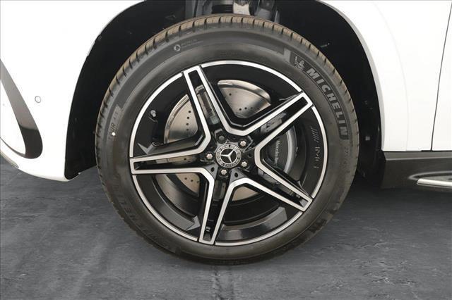 new 2025 Mercedes-Benz GLS 450 car, priced at $99,995