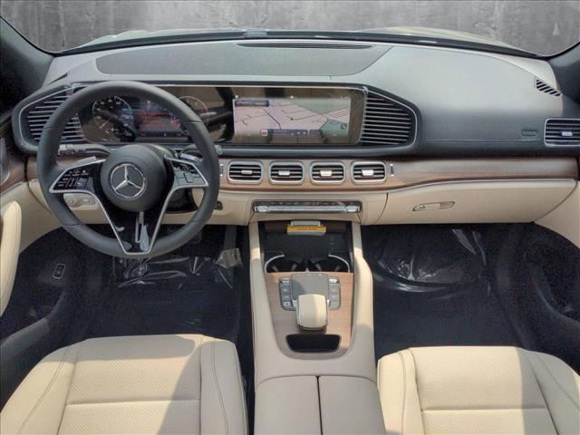 new 2025 Mercedes-Benz GLE 450 car, priced at $81,795