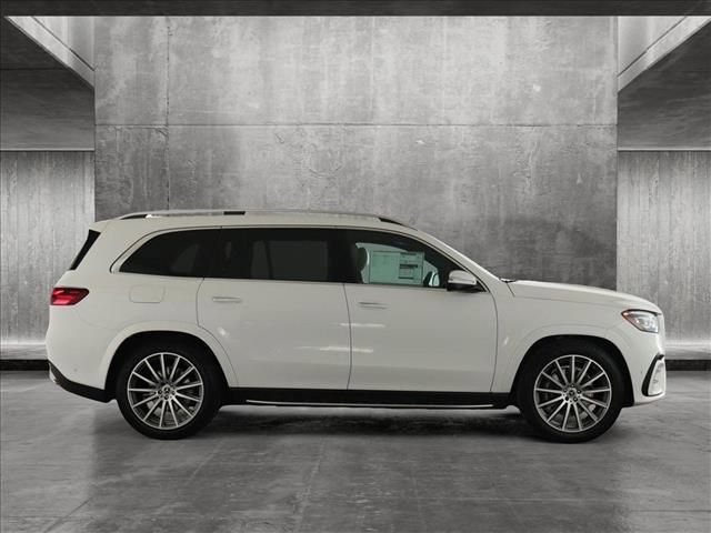 new 2025 Mercedes-Benz GLS 580 car, priced at $117,645