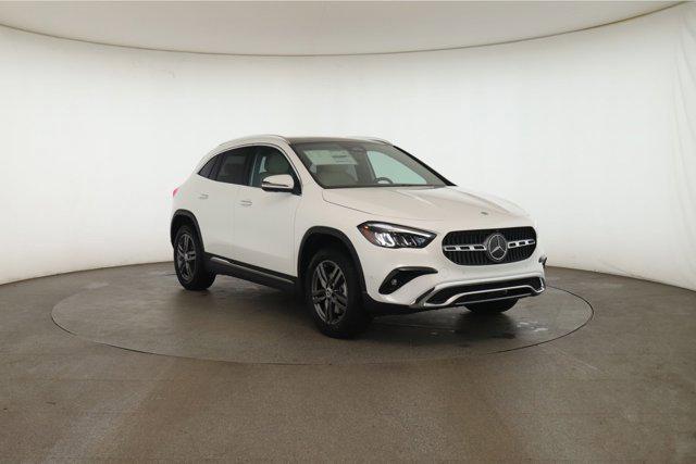 new 2025 Mercedes-Benz GLA 250 car, priced at $51,645