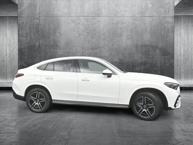 new 2025 Mercedes-Benz GLC 300 car, priced at $67,605