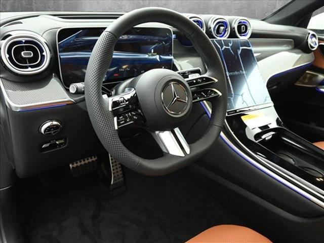 new 2025 Mercedes-Benz GLC 300 car, priced at $67,605