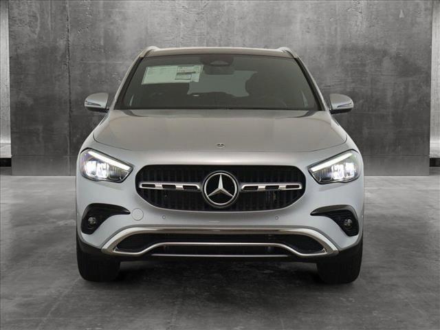 new 2025 Mercedes-Benz GLA 250 car, priced at $51,790