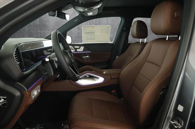 new 2025 Mercedes-Benz GLS 450 car, priced at $92,995