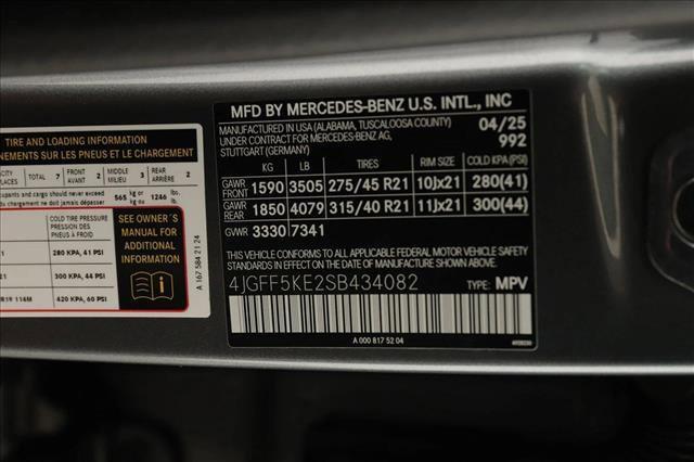 new 2025 Mercedes-Benz GLS 450 car, priced at $92,995