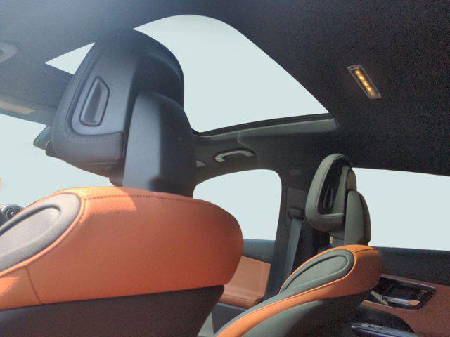 new 2025 Mercedes-Benz GLC 300 car, priced at $65,305
