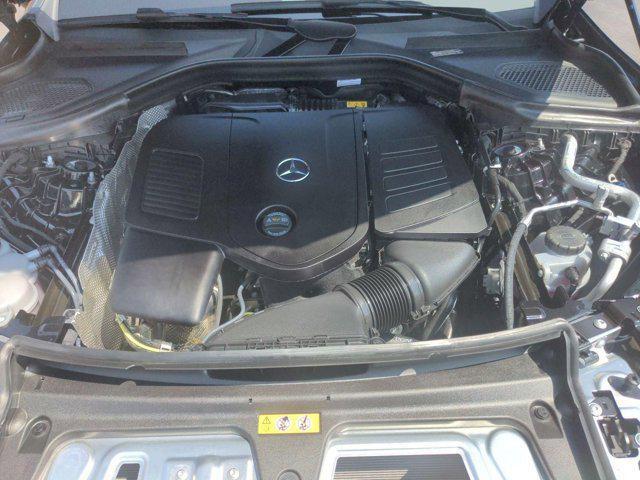new 2025 Mercedes-Benz GLC 300 car, priced at $65,305
