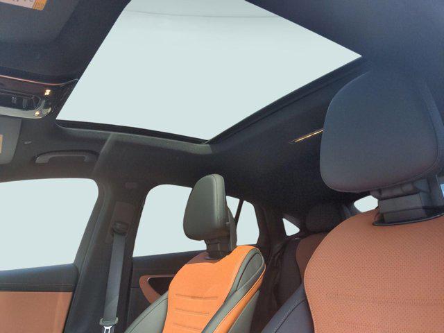 new 2025 Mercedes-Benz GLC 300 car, priced at $65,305