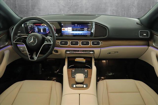 new 2025 Mercedes-Benz GLS 450 car, priced at $91,775