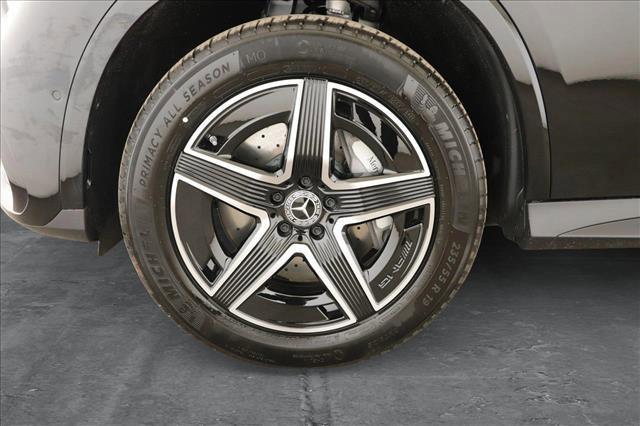 new 2025 Mercedes-Benz GLC 300 car, priced at $57,600
