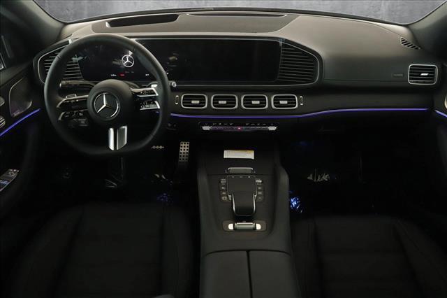 new 2025 Mercedes-Benz GLS 580 car, priced at $123,270