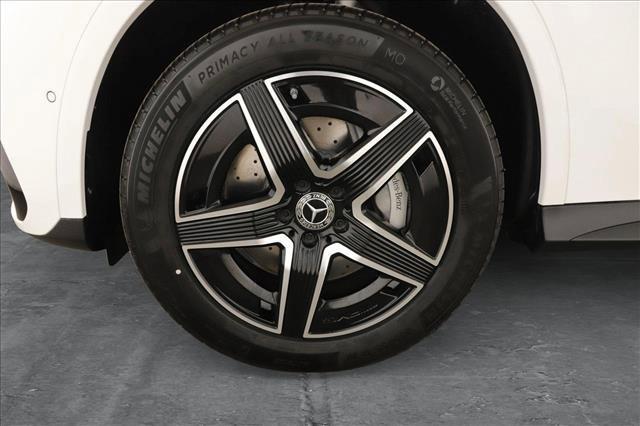 new 2025 Mercedes-Benz GLC 300 car, priced at $57,800