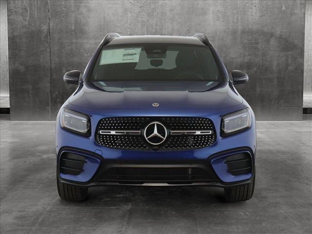 new 2024 Mercedes-Benz GLB 250 car, priced at $57,190