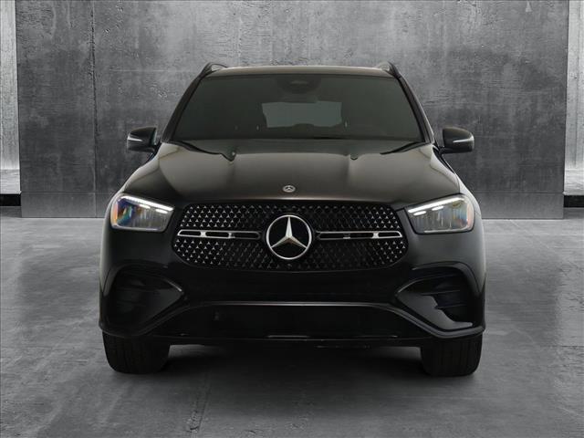 new 2025 Mercedes-Benz GLE 450 car, priced at $82,145