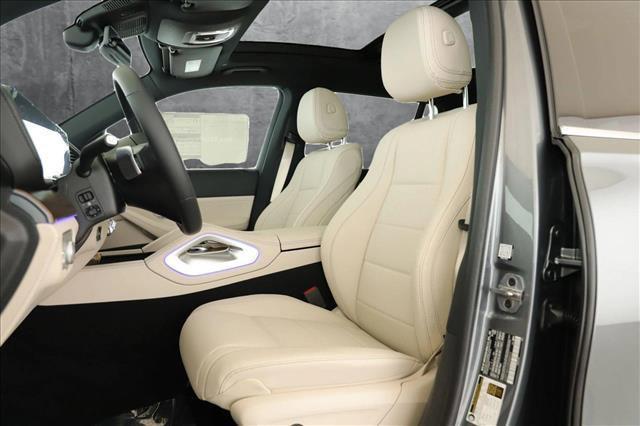 new 2025 Mercedes-Benz GLS 450 car, priced at $93,445