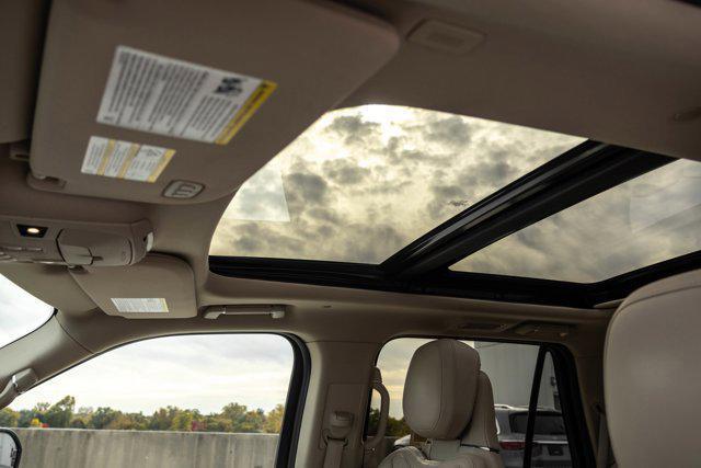 used 2020 Lincoln Navigator car, priced at $41,495